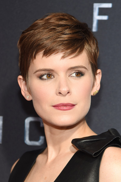 Kate Mara’s Perfect Pixie At The ‘Fantastic Four’ Premiere | Rouge 18